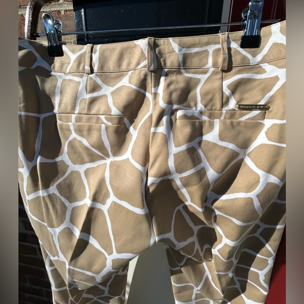 Michael Kors Tan and White Patterned Women’s Pants, Size 6, New without tags - Picture 6 of 14